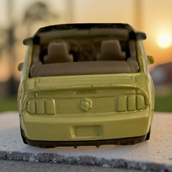 2017 Matchbox Multi-Pack Exclusive '07 Shelby GT500 Convertible - Picture 3 of 10